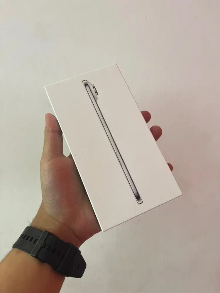 iPhone air 256Gb iBox