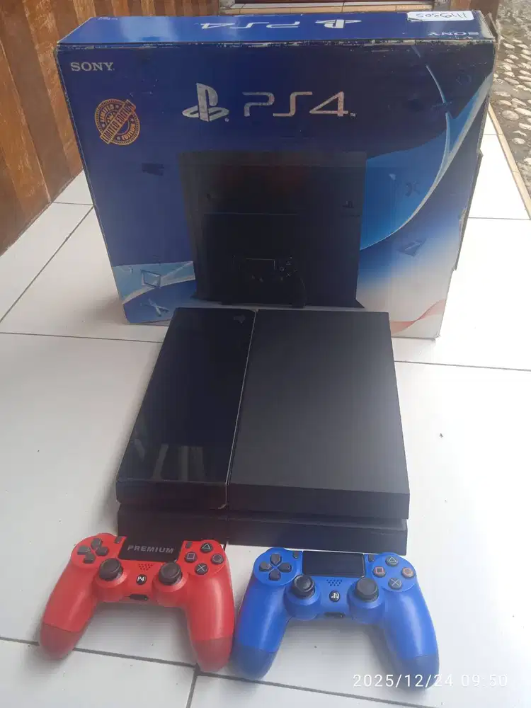 Dijual PS4 FAT seri 1100 A 500GB Original