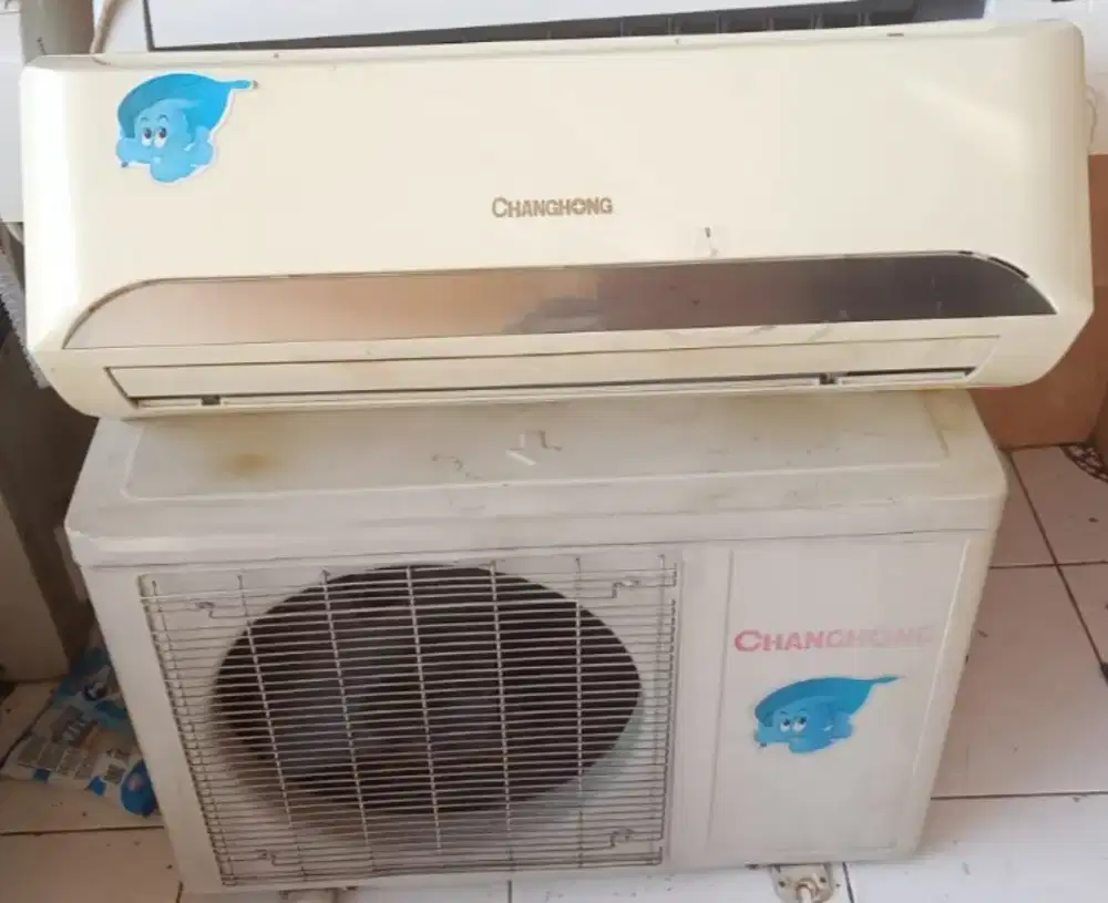 Jual ac changhong1/2 pk lowwat 320 watt kondisi 95% ori semu