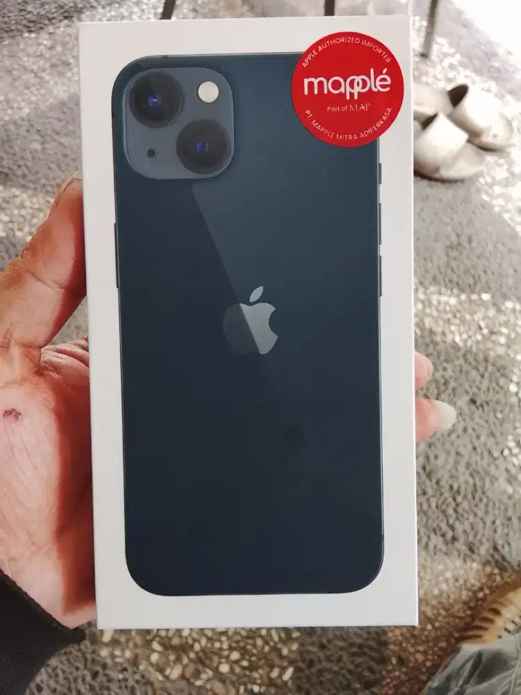 iPhone 13 biasa 128GB kondisi like new