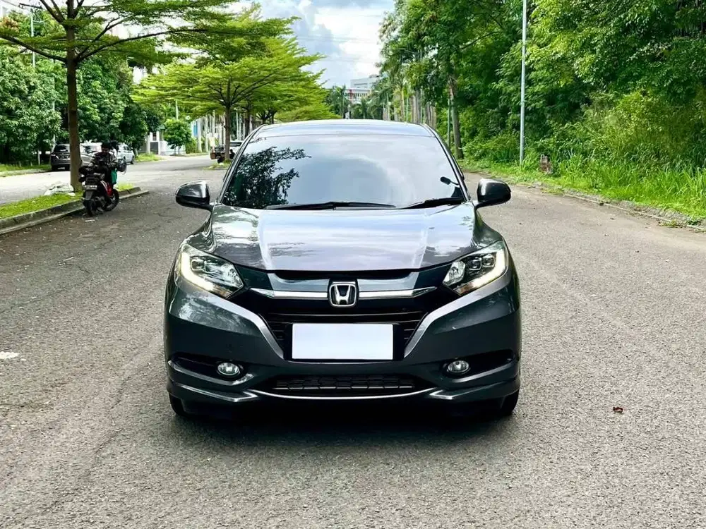 HONDA HRV PRESTIGE 1.8 AT TH 2016