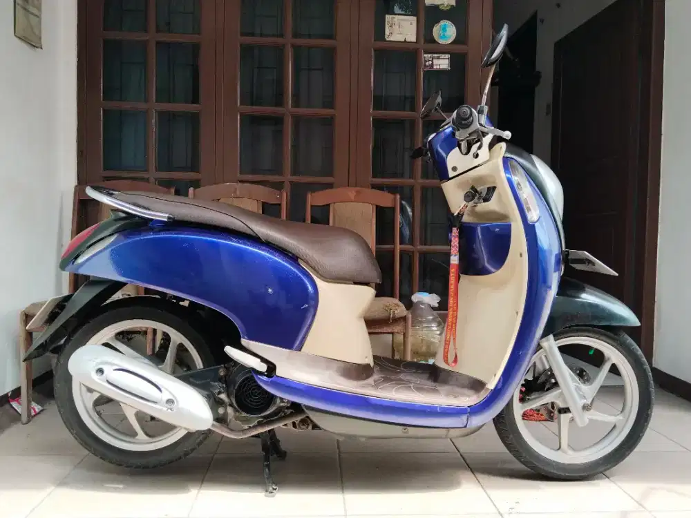 HONDA SCOOPY FI SS LENGKAP PAJAK HIDUP PANJANG