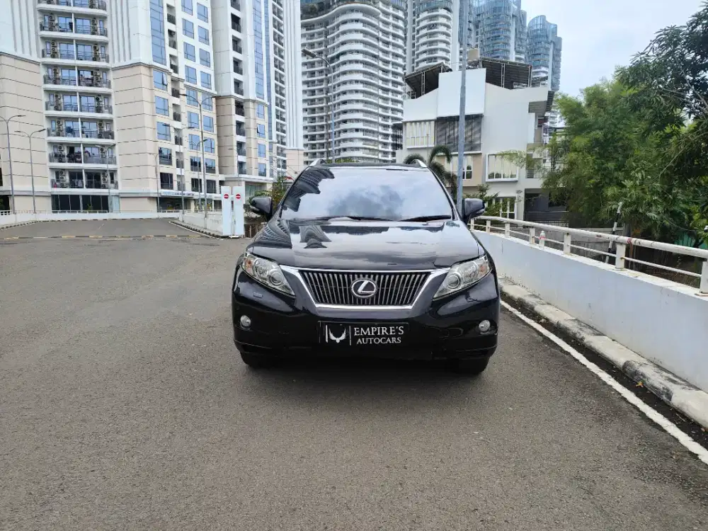 LOW KM Lexus Rx350 full spek 2011 TERAWAT tidak ada pr