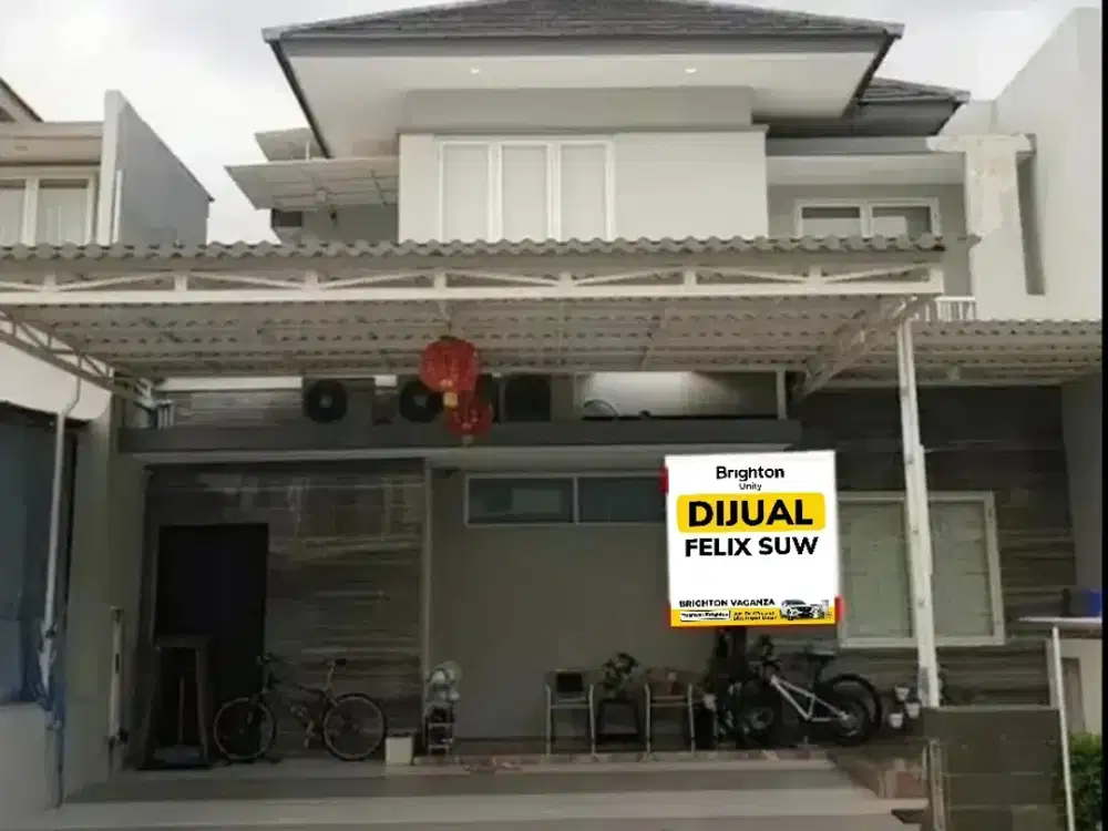 Jual Rumah 2 lt  Royal Residence