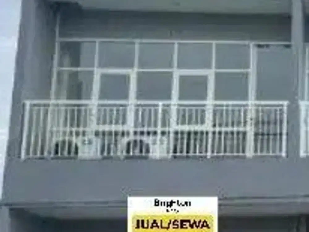 Jual/sewa Ruko 3 lt  Dian Istana Wiyung