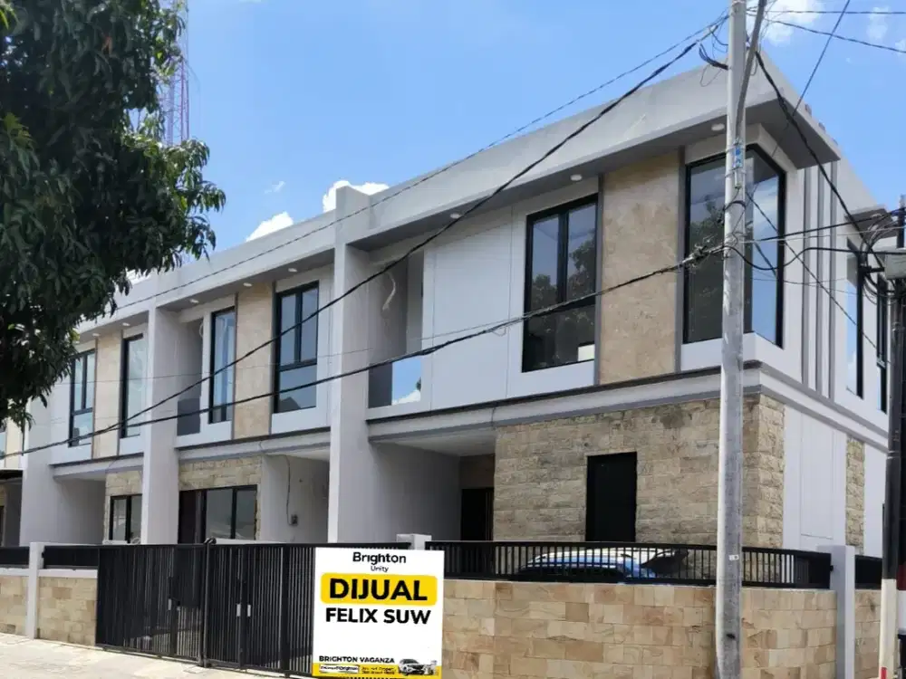 jual Rumah 2 lt di Simpang Darmo Permai Selatan