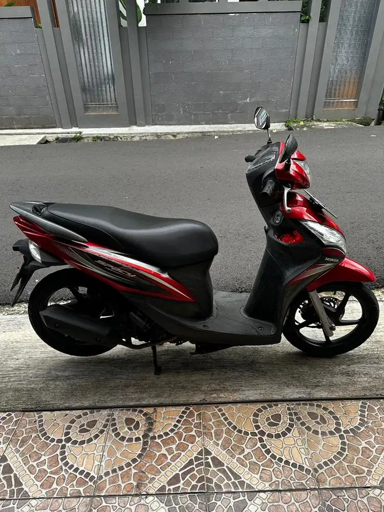 Honda Spacy 2011