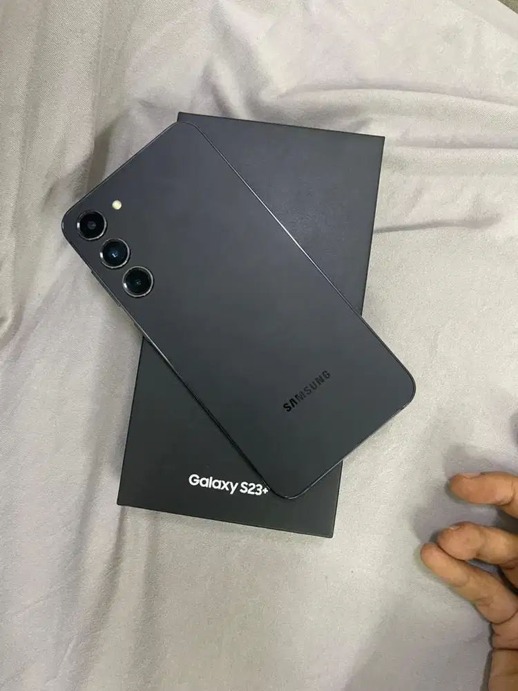 Samsung S23 plus 512 gb