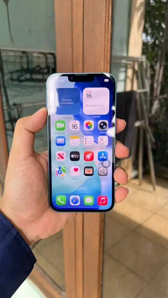 iPhone 13 128GB iBox