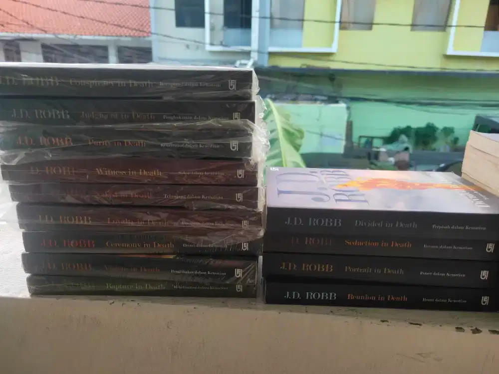 Dijual semua novel JD Robb Dan Sandra brown