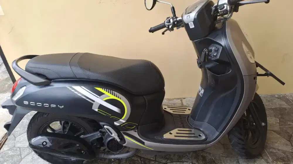 Jual sepeda motor scoopy tahun 2024 semua lengkap pajak hidup