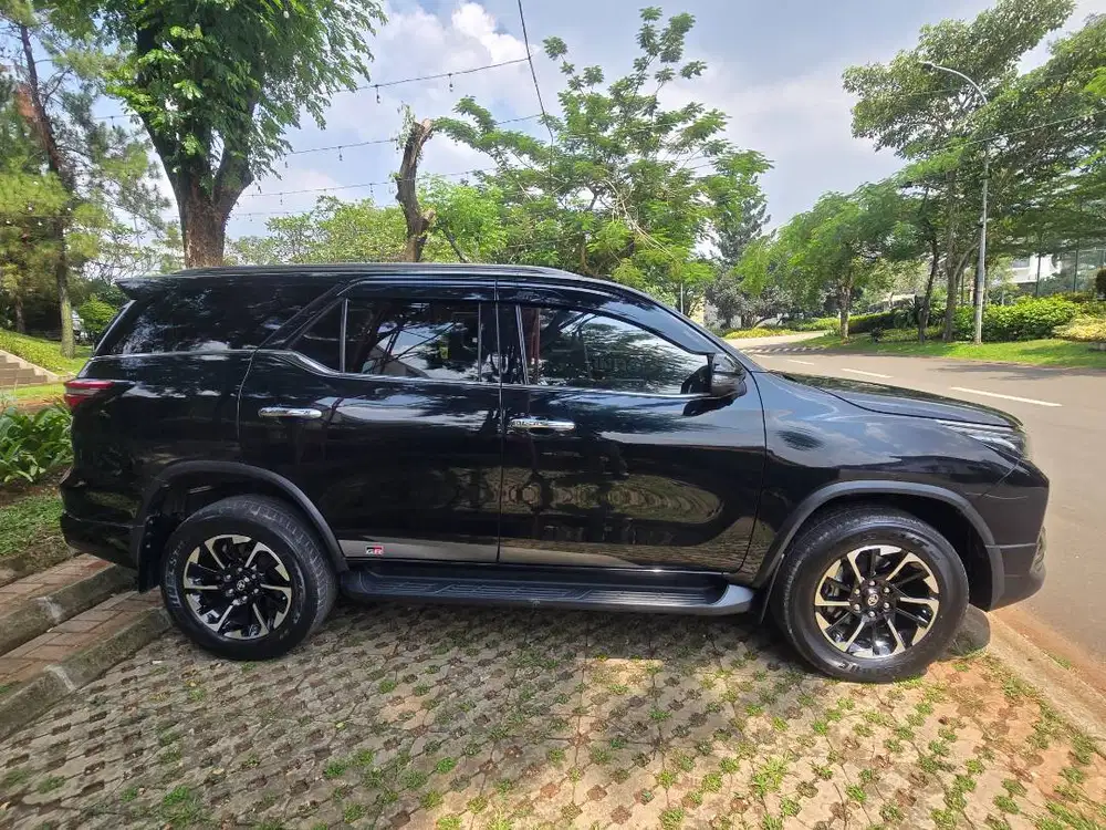 Fortuner 2.4 GR Sport 4x2 AT Diesel