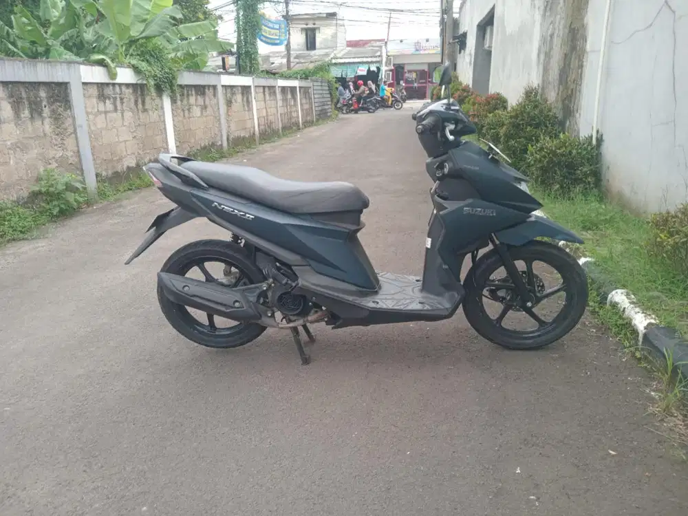 Di jual Suzuki nex ll surat lengkap