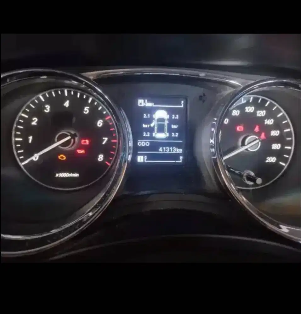 Wuling Confero S tipe L Captain Seat