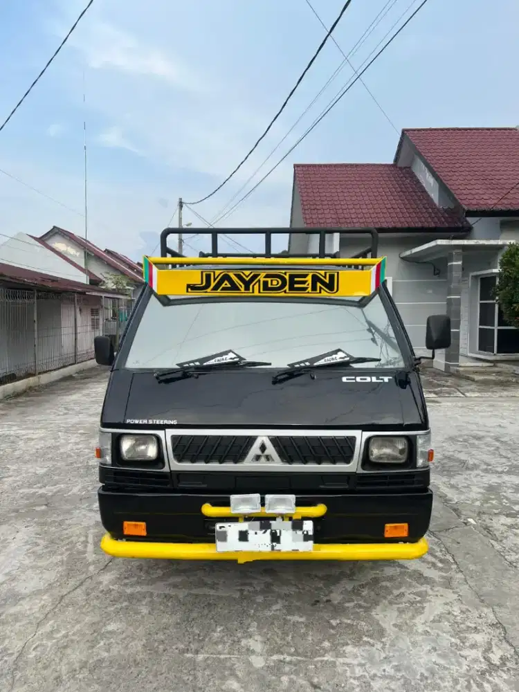 L300 PICK UP TAHUN 2000