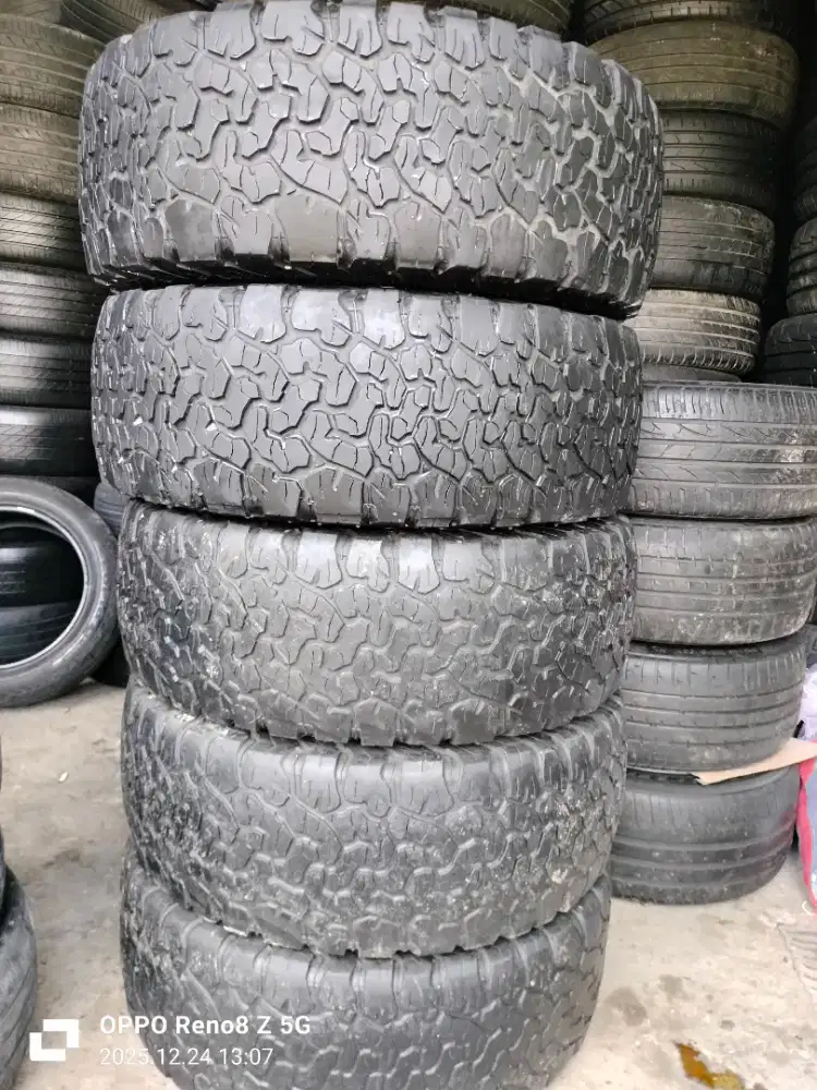 Jual copotan mrek bf Goodrich ukuran 275 65 R17 kond 80% 5pcs.