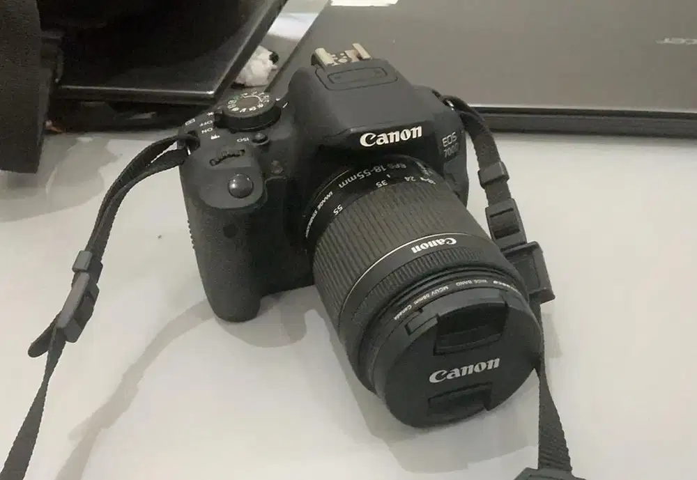 Dijual camera canon eos 700D