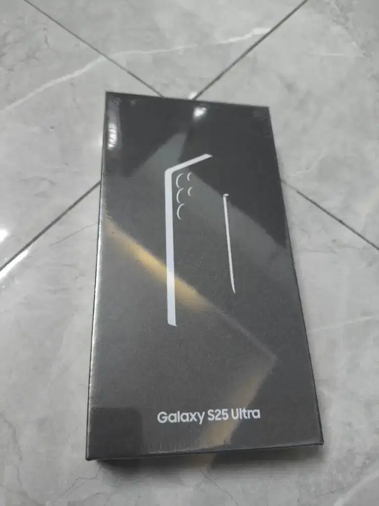 Samsung S25 Ultra 12/512 New