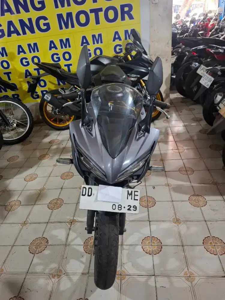 Honda CBR 150cc 2019 hitam