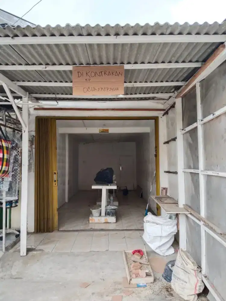 Disewakan Kios di Way Halim