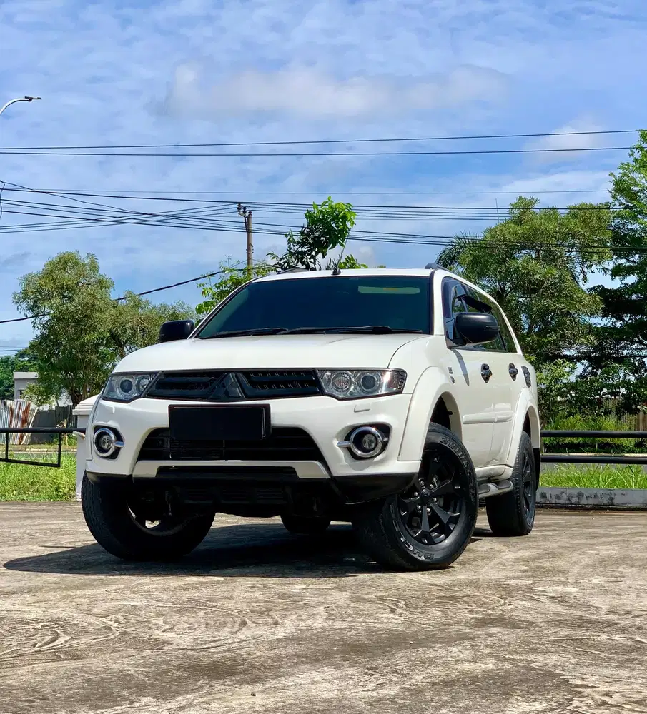 Mitsubishi Pajero 2.5 Dakar (4x2) AT 2014