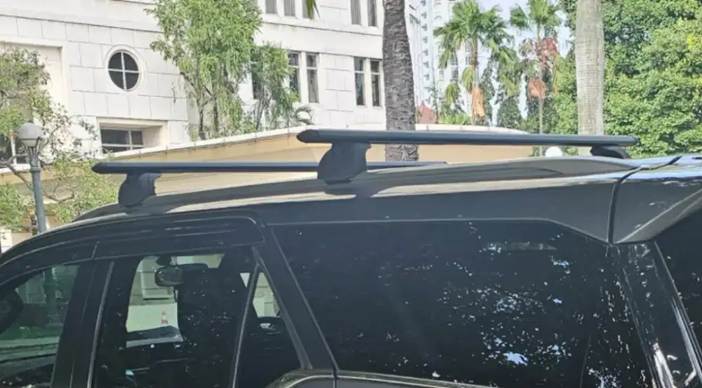 Rack roof buat mobil Fortuner/pajero