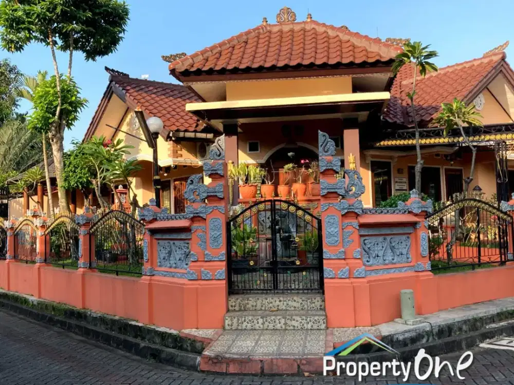 Dijual Rumah Bernuansa Bali Posisi Hook di Palem Hijau Karawaci
