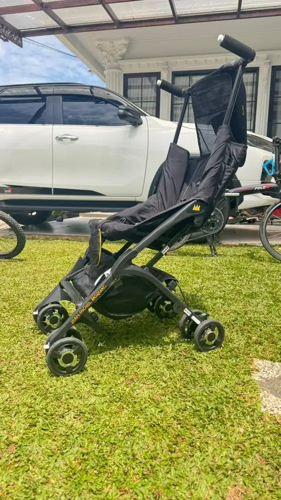 Cocolatte Pockit Stroller Jean Muchel Bosquete JMB limited Edition