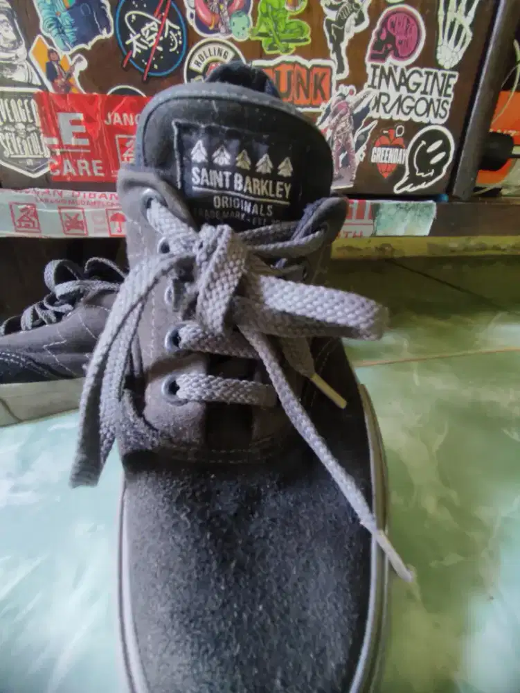 Sepatu Saint Barkley X NTRL XXV