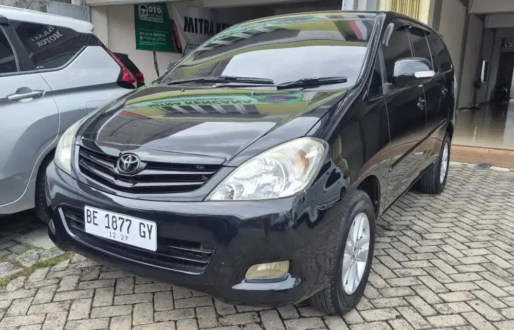 Innova 2.0 V matic tahun 2009/10