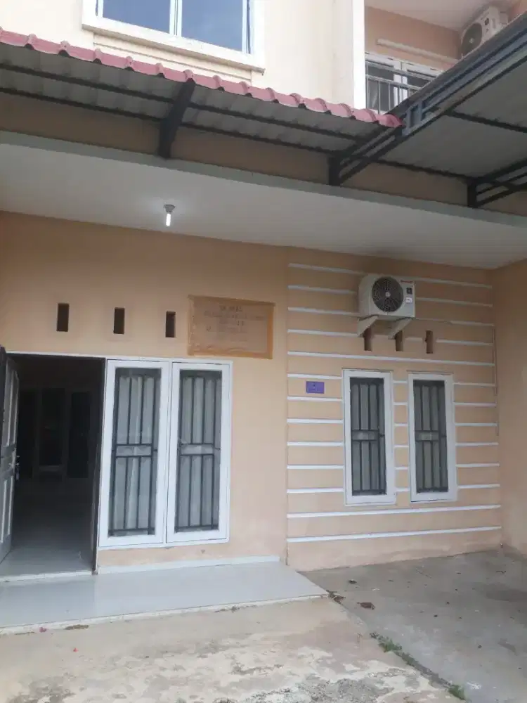 DIJUAL RUMAH BATAM CENTER - DUTA PLAMO RESIDENCE  (lokasi strategis)