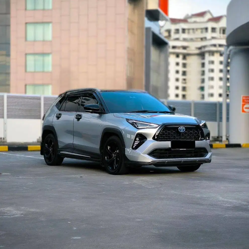 (TDP 15 JT) LOW KM 31 RB ! TOYOTA YARIS CROSS S HYBRID GR TWOTONE !