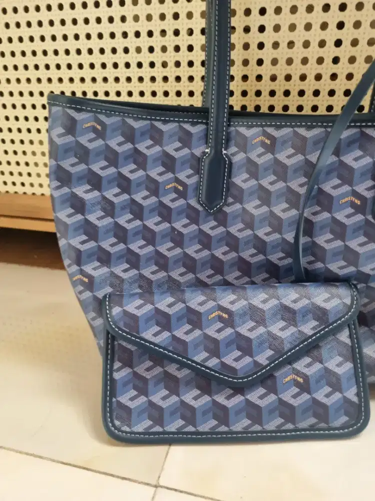 TAS CRSTIN NG, MK, DAN DOWA