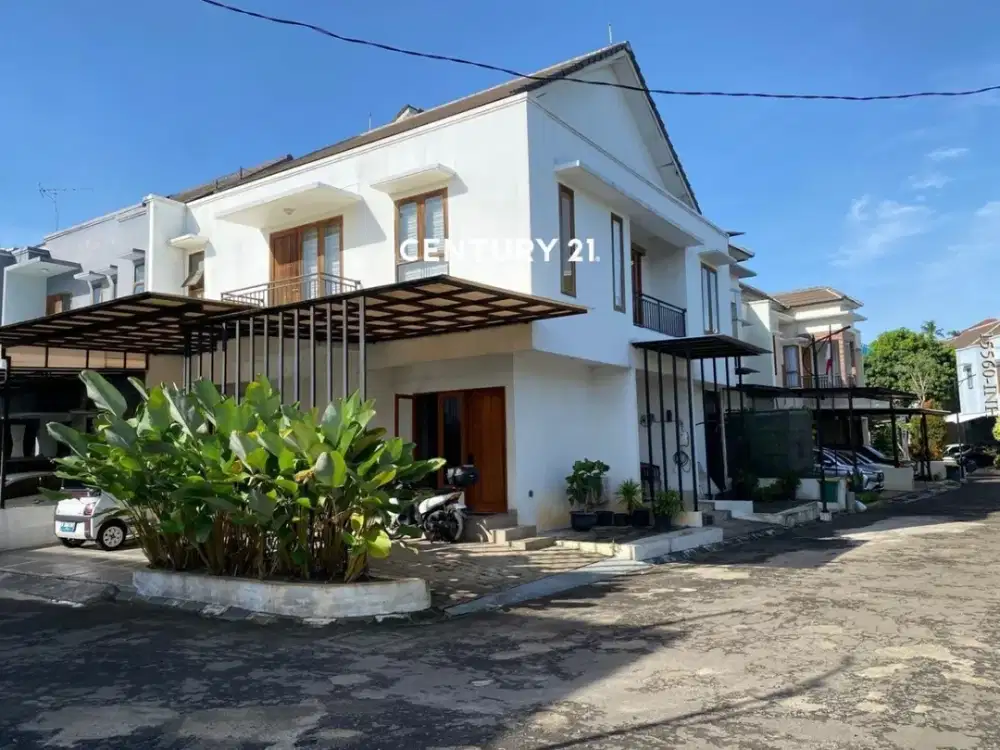 Dijual rumah hook 2 Lantai di dalam Cluster di Jakarta Selatan