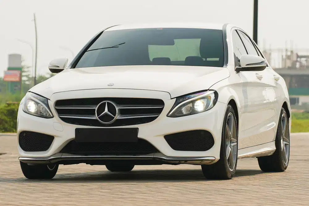 #Muda Sukses! Mercedes Benz C200 AMG 2017 White cla200 320i x1