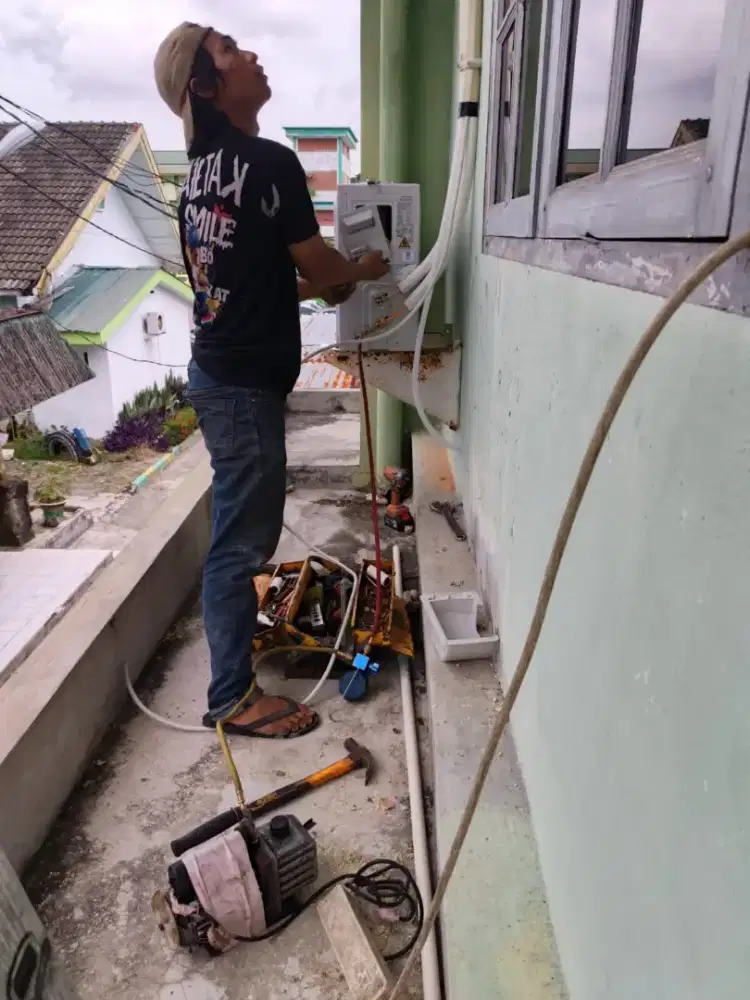 Pasang ac baru/seken + bahan