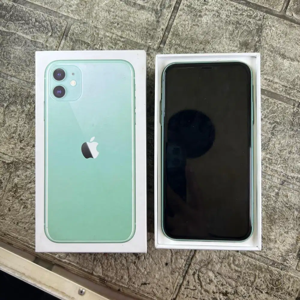 Iphone 11 128 GB inter all operator lengkap mulus