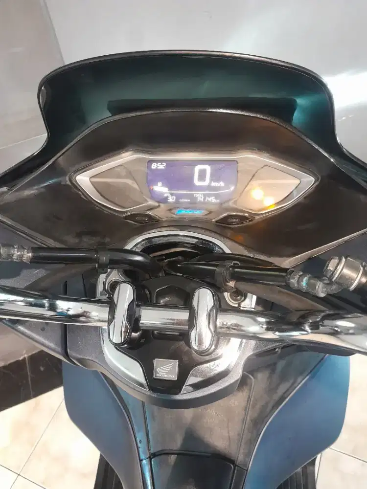 Dp 500 Honda PCX 160 CC thn. 2022 cash Bali dharma motor