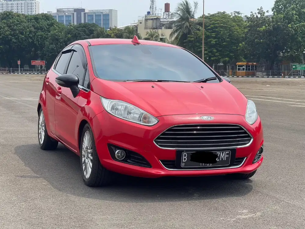 FORD FIESTA S AT MERAH 2013