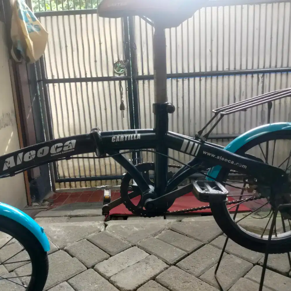 Sepeda lipat aloeca ring 16