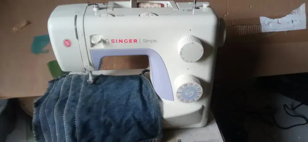 Dijual Cepat Mesin Jahit Singer Type 3232 Banyak Pola