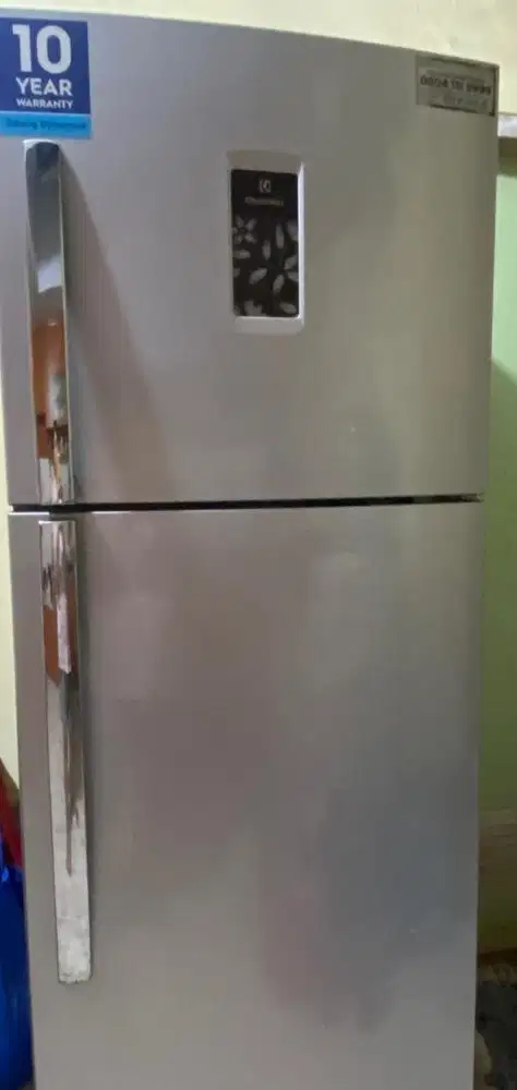Kulkas Elektrolux  bekas,
