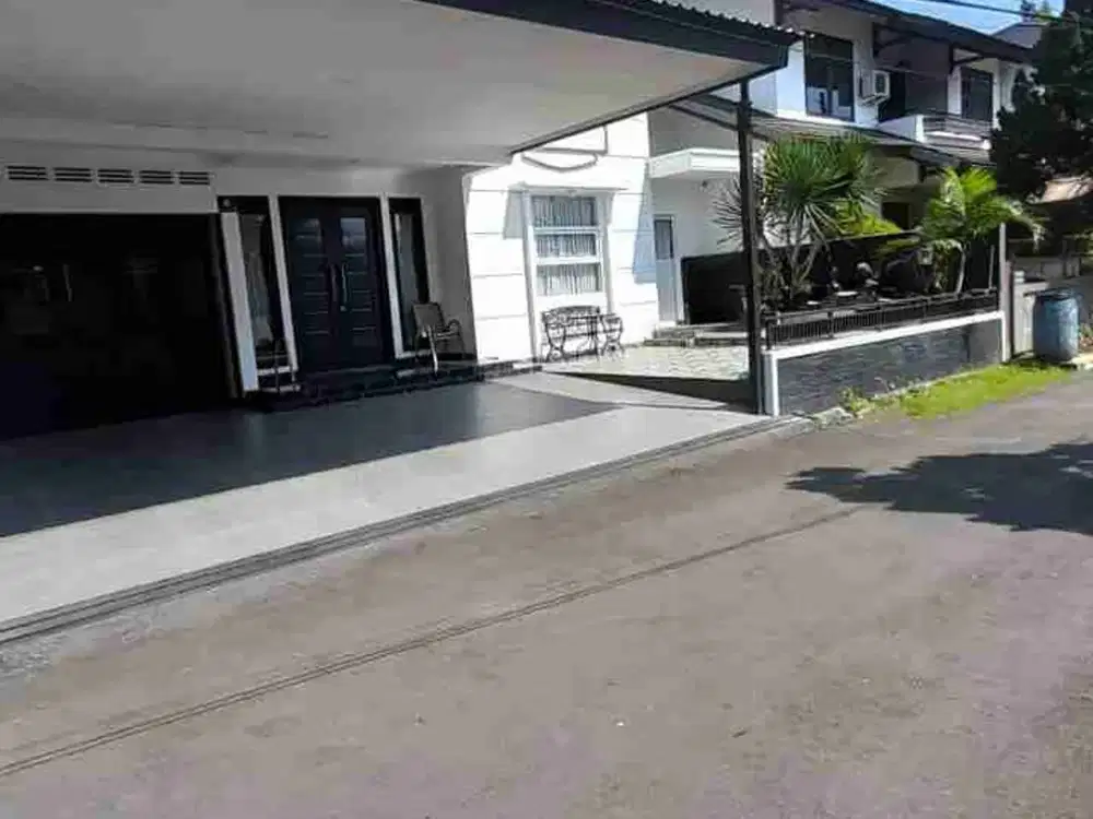 Rumah Furnish ada Private Pool di kopo elok