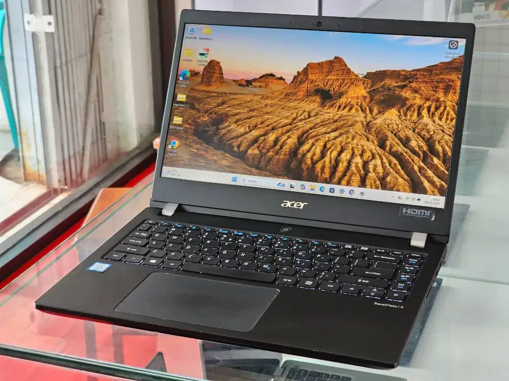 ACER TRAVELMATE X314-51 intel Core i5 Gen 8 Ram 16 GB SSD 256 GB Lampu