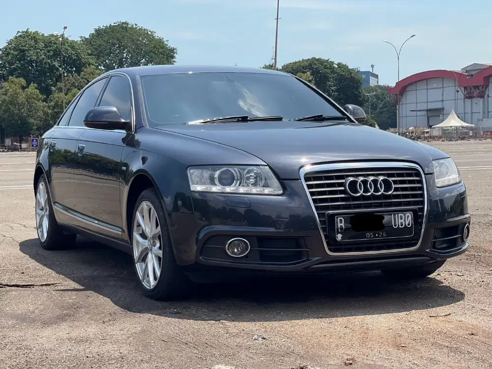 AUDI A6 2.0 GREY AT 2011