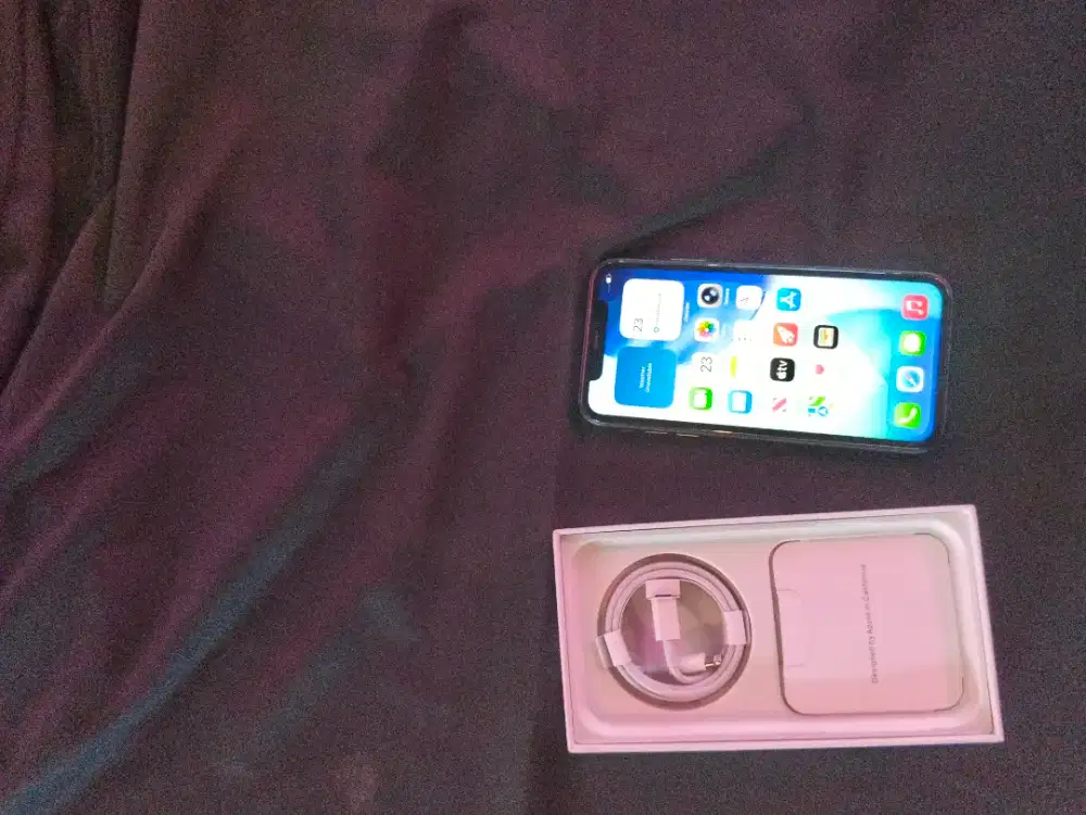 Iphone 11 256gb lengkap sendiri