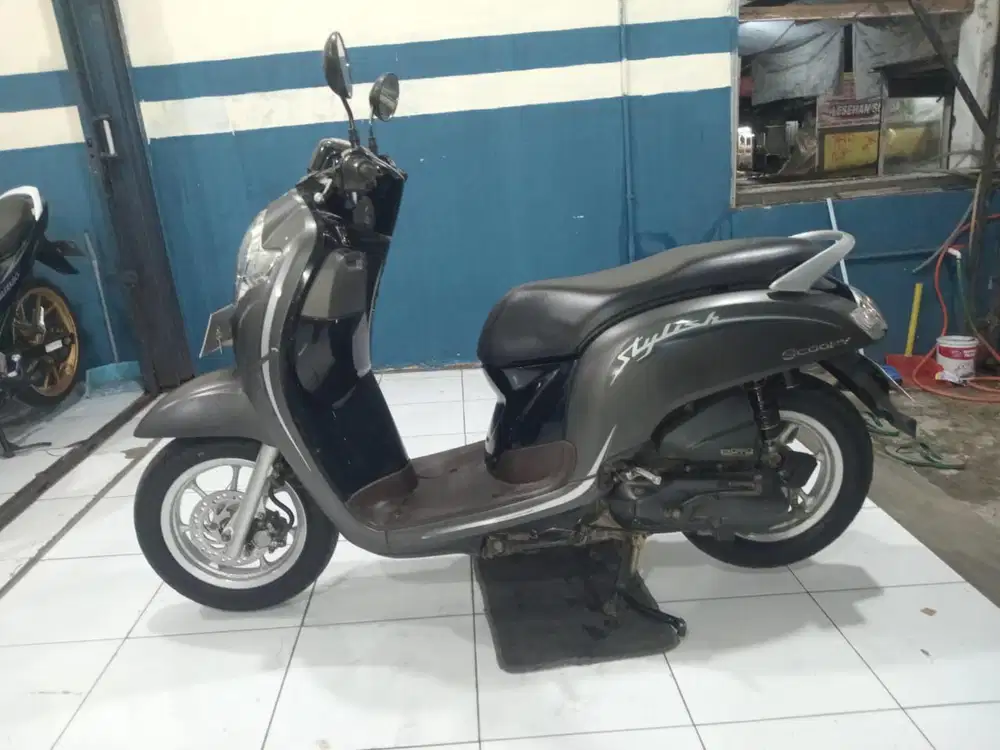 for sale honda scoopy donat 2018 siap pakai