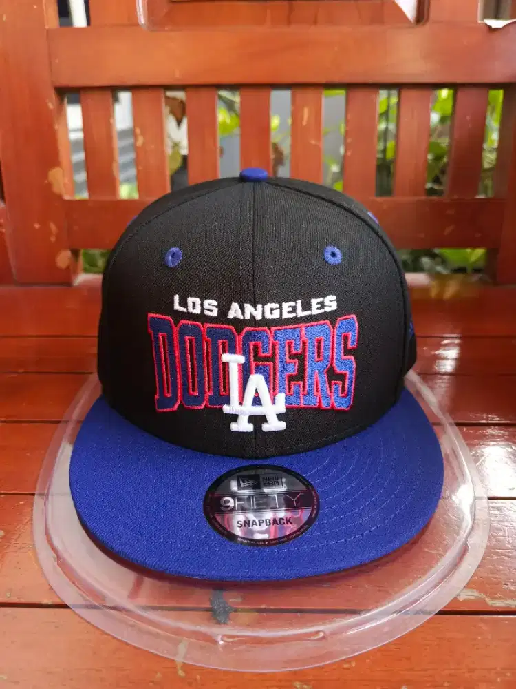 Topi New Era LA DODGERS size OSFM kondisi Baru