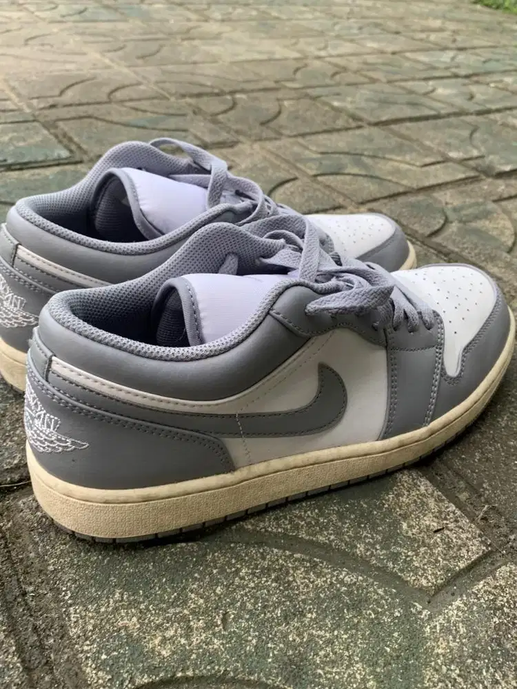 Air Jordan 1 Low Vintage Grey