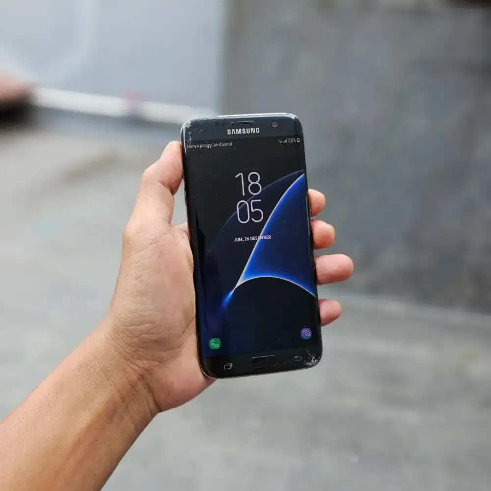 SAMSUNG GALAXY S7 EDGE SEIN 4/32 DUAL SIM BONUS MICRO SD 32 GB